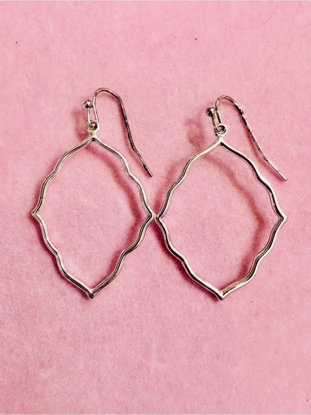 NWT Silver Tone Moroccan Quatrefoil Open Drop Earrings